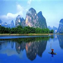7-8月【至尊桂林】動(dòng)車3天<暑假親子>(贈(zèng)送每人價(jià)值199元知名品牌干紅葡萄酒一瓶（現(xiàn)場(chǎng)贈(zèng)送）！)